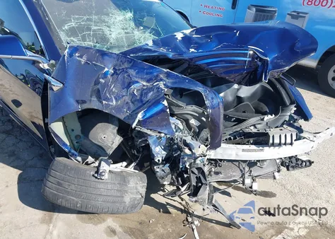 2018 Tesla Model 3 Long Range/Mid Range from USA, damaged, VIN 5YJ3E1EA7JF053027